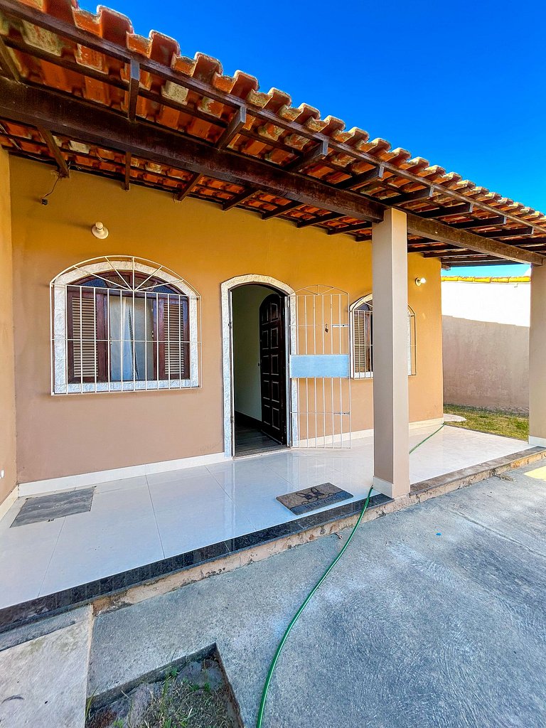 Linda Casa em Araruama, a apenas 250m da lagoa