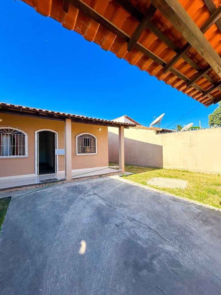 Linda Casa em Araruama, a apenas 250m da lagoa