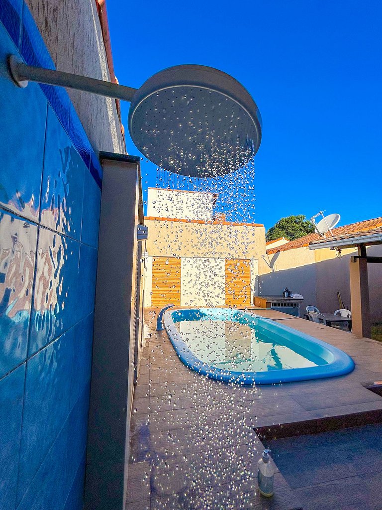 Linda Casa em Araruama, a apenas 250m da lagoa