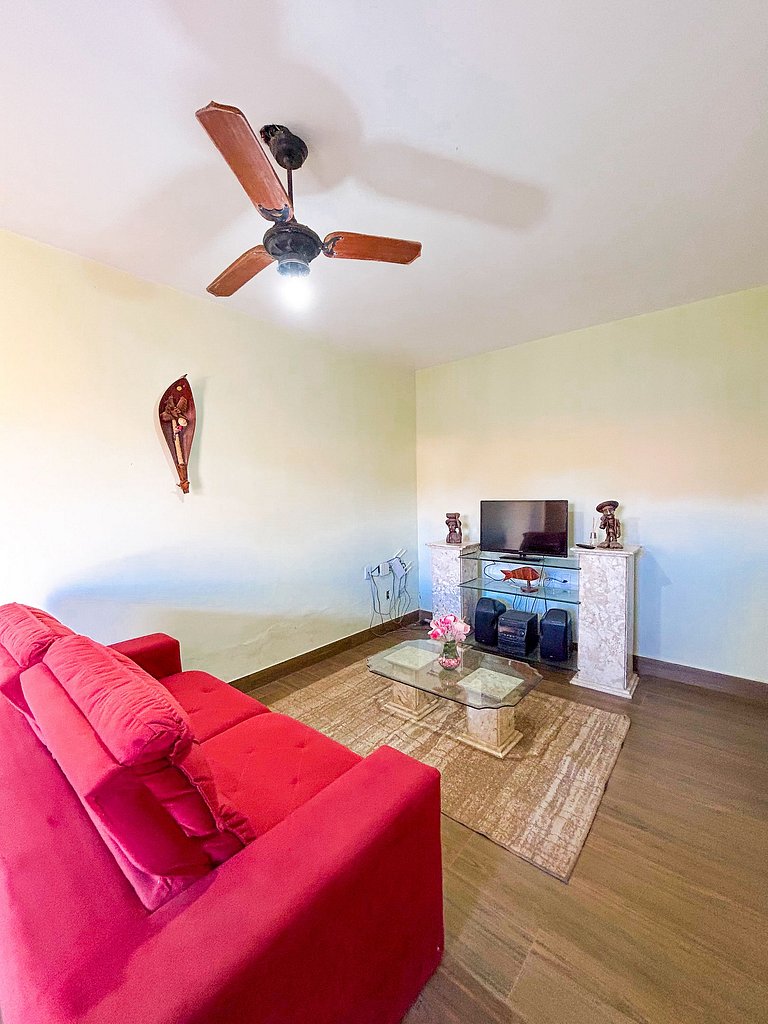 Linda Casa em Araruama, a apenas 250m da lagoa